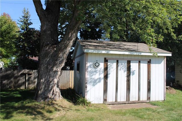 2517 Blakeley Avenue, Eau Claire, WI 54701