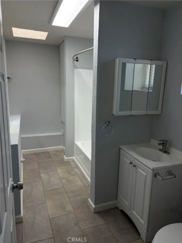 2618 4th, Riverside, CA 92507