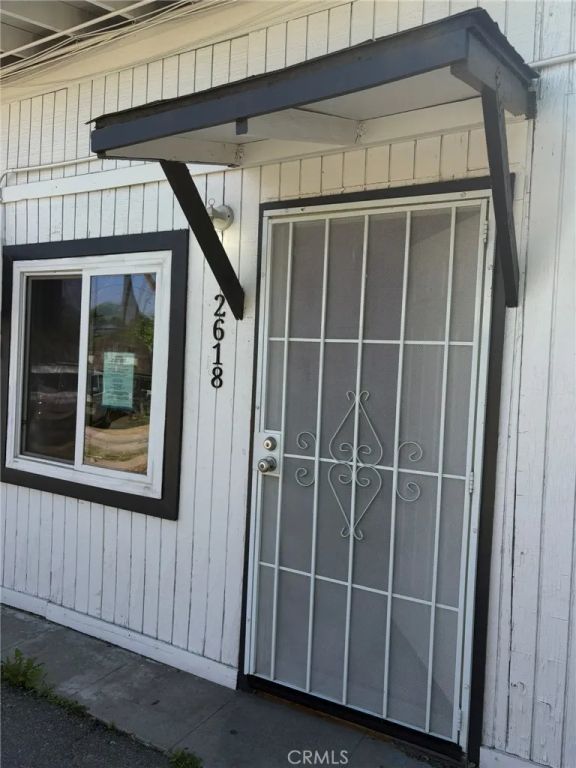 2618 4th, Riverside, CA 92507