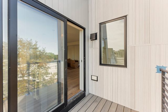 595 Broadway 303, Somerville, MA 02145