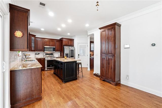 1421 Sutters Drive, Lawrenceville, GA 30045