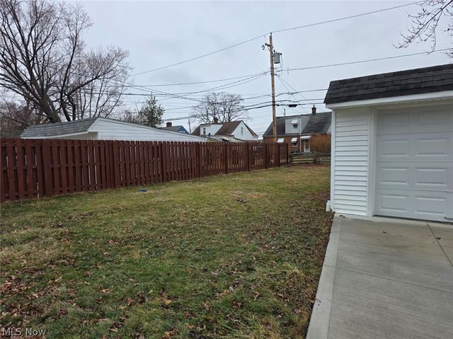 29520 Bruce Drive, Willowick, OH 44095