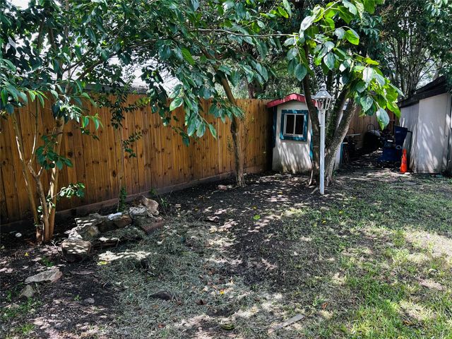 10715 Sagegreen Drive, Houston, TX 77089