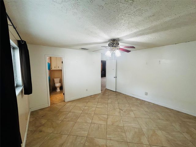 10715 Sagegreen Drive, Houston, TX 77089