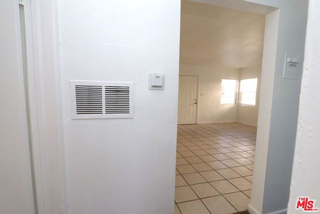 8150 Sepulveda Place 3, Panorama City, CA 91402