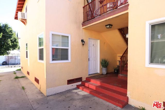 8150 Sepulveda Place 3, Panorama City, CA 91402