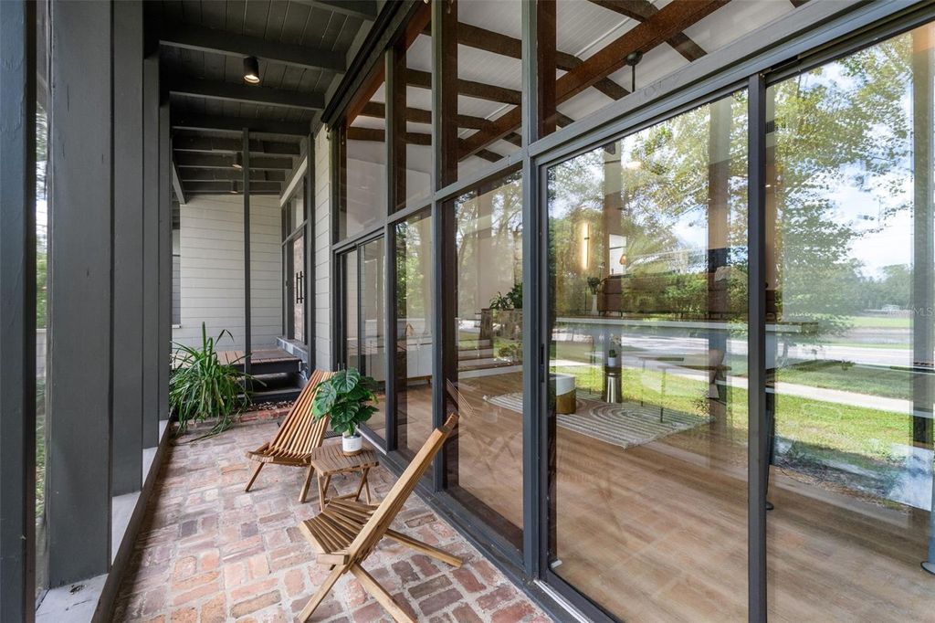 Image 11 of property listing at 1865 NORTH STREET, Longwood, FL 32750