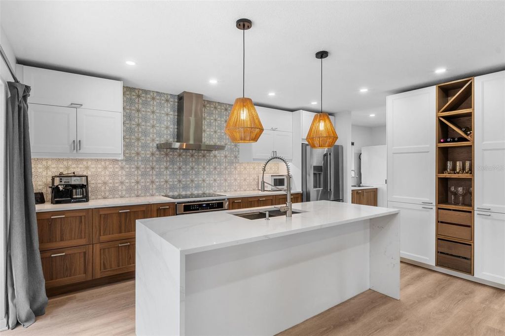 Image 20 of property listing at 1865 NORTH STREET, Longwood, FL 32750