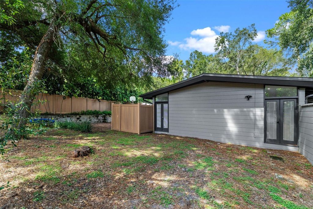 Image 41 of property listing at 1865 NORTH STREET, Longwood, FL 32750