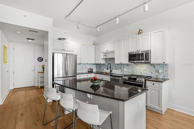 150 E ROBINSON STREET 3208, Orlando, FL 32801