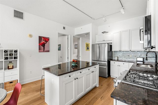 150 E ROBINSON STREET 3208, Orlando, FL 32801