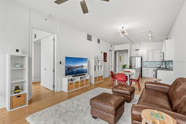 150 E ROBINSON STREET 3208, Orlando, FL 32801