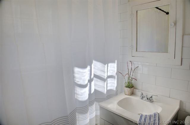 707 S Knoxville Avenue, Tulsa, OK 74112