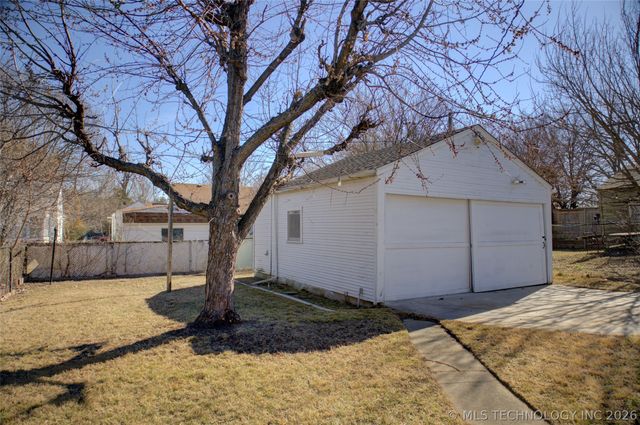 707 S Knoxville Avenue, Tulsa, OK 74112