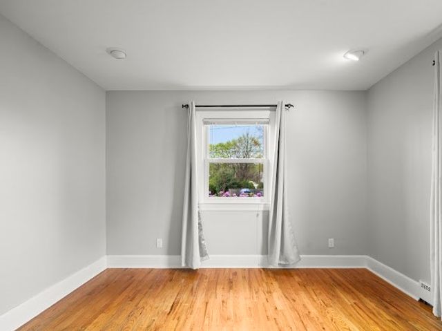 91 Haven Ave, Chicopee, MA 01013