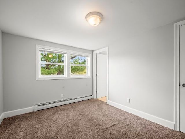 91 Haven Ave, Chicopee, MA 01013