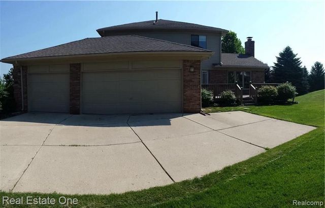 475 Dorchester Way, Milford, MI 48381