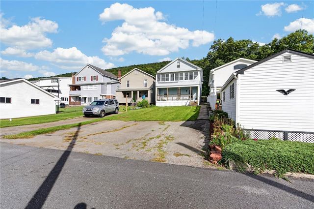 78 East Diaz Avenue, Nesquehoning Boro, PA 18240