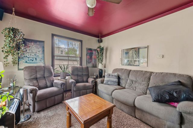 22622 Sharrow Street, Warren, MI 48089