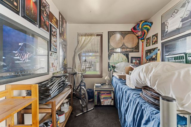 22622 Sharrow Street, Warren, MI 48089