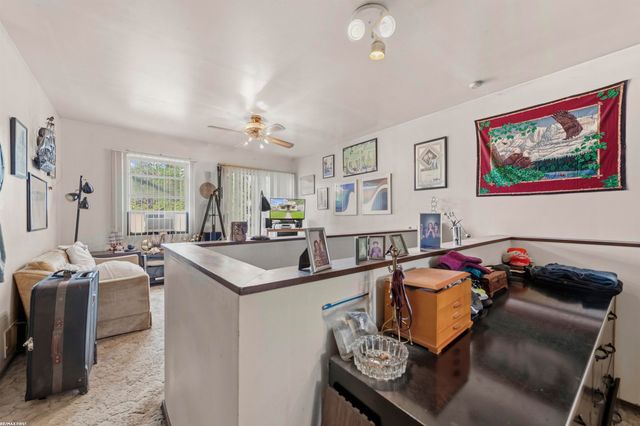 22622 Sharrow Street, Warren, MI 48089