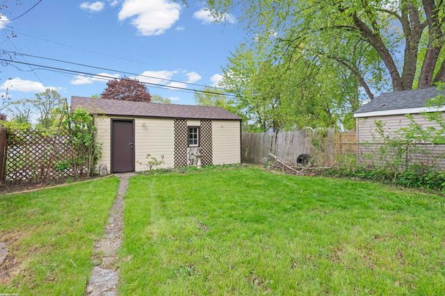 22622 Sharrow Street, Warren, MI 48089