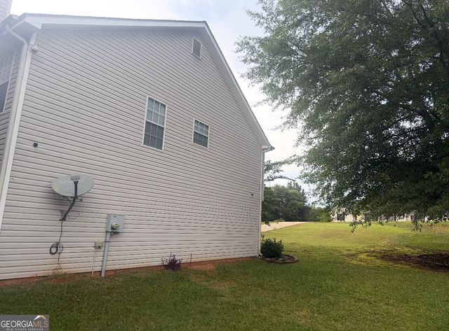 112 Canterbury Court, Jackson, GA 30233