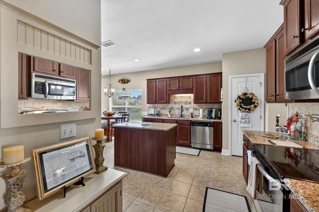 661 Royal Troon Circle, Gulf Shores, AL 36542