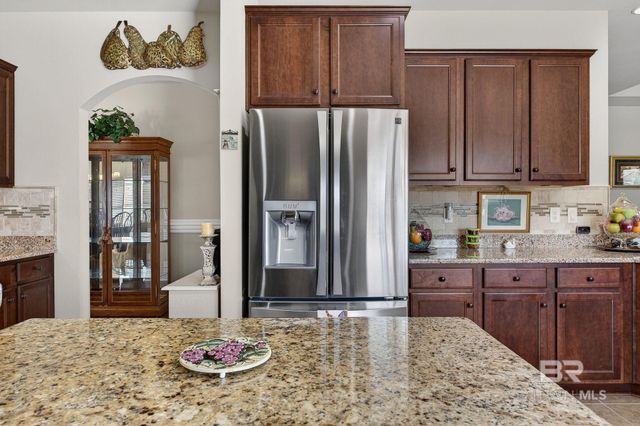 661 Royal Troon Circle, Gulf Shores, AL 36542