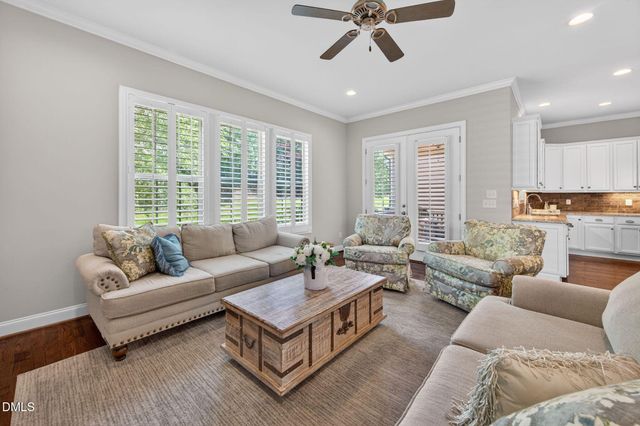 941 Regency Cottage Place, Cary, NC 27518