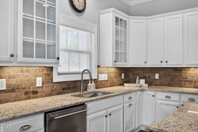 941 Regency Cottage Place, Cary, NC 27518