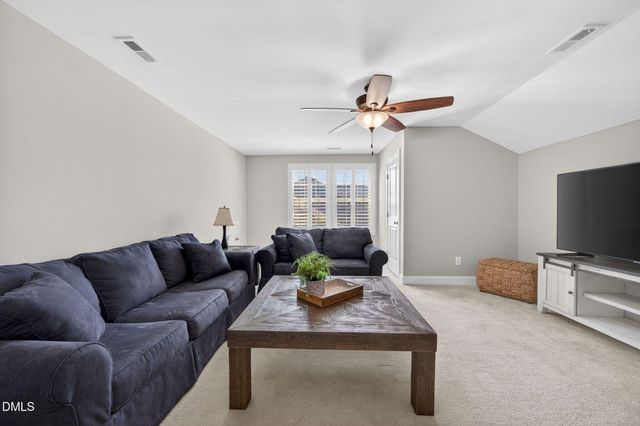 941 Regency Cottage Place, Cary, NC 27518