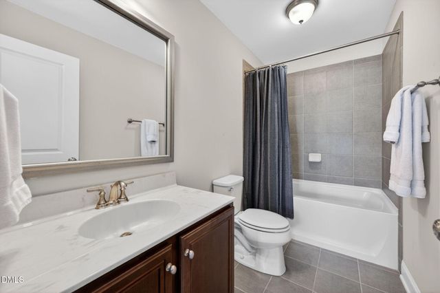 941 Regency Cottage Place, Cary, NC 27518