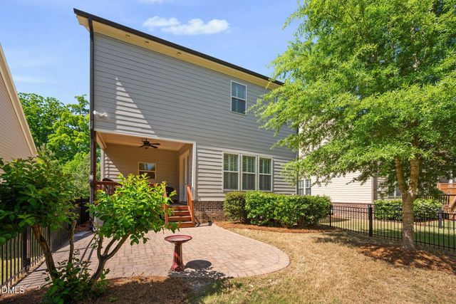 941 Regency Cottage Place, Cary, NC 27518