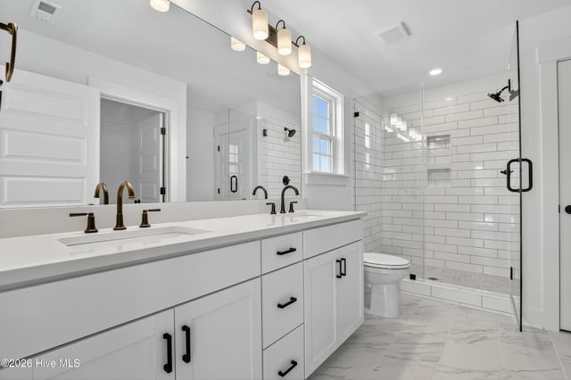 15 Lookout Point, Hampstead, NC 28443