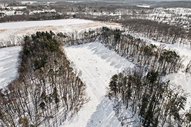 8856 N 42nd Street, Augusta, MI 49012