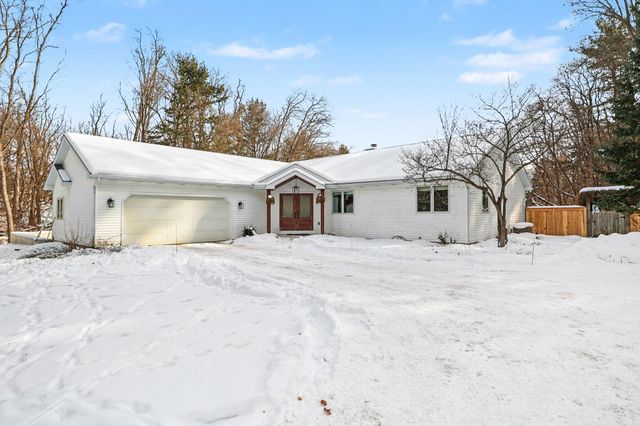 8856 N 42nd Street, Augusta, MI 49012