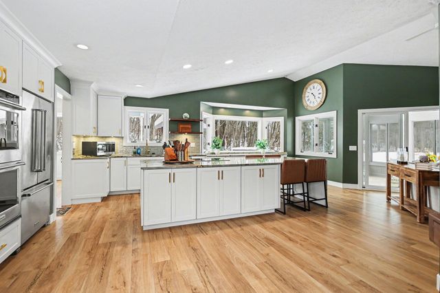 8856 N 42nd Street, Augusta, MI 49012