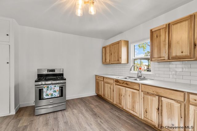 1400 E 18TH ST, Cheyenne, WY 82001