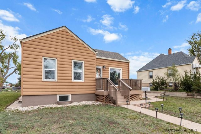 1400 E 18TH ST, Cheyenne, WY 82001