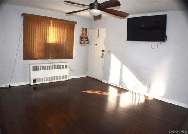 225-28 88 Avenue Unit 37-7-Lower Level, Queens Village, NY 11427