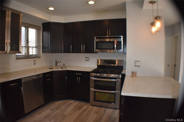 225-28 88 Avenue Unit 37-7-Lower Level, Queens Village, NY 11427