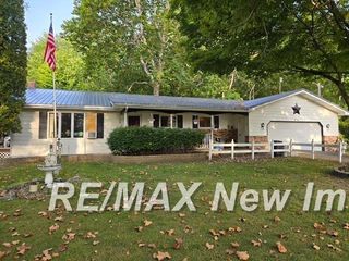 8700 S Hemlock Road, Saint Charles, MI 48655