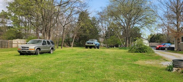 1 Buckingham Ln, Shelbyville, TN 37160