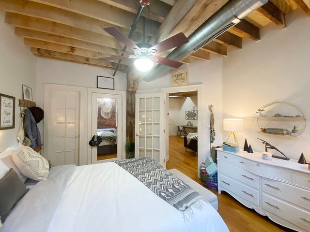 150 Liverpool St 3, Boston, MA 02128