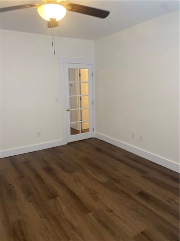 6 Second School Street 1, Bristol, RI 02809