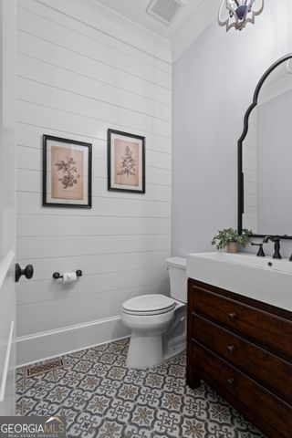 590 Ridgewater Drive, Marietta, GA 30068