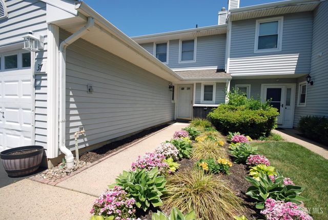 37 Upperbrook Court, Sayreville, NJ 08859