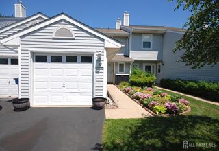 37 Upperbrook Court, Sayreville, NJ 08859