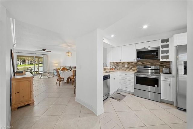2456 Millcreek LN 103, Naples, FL 34119